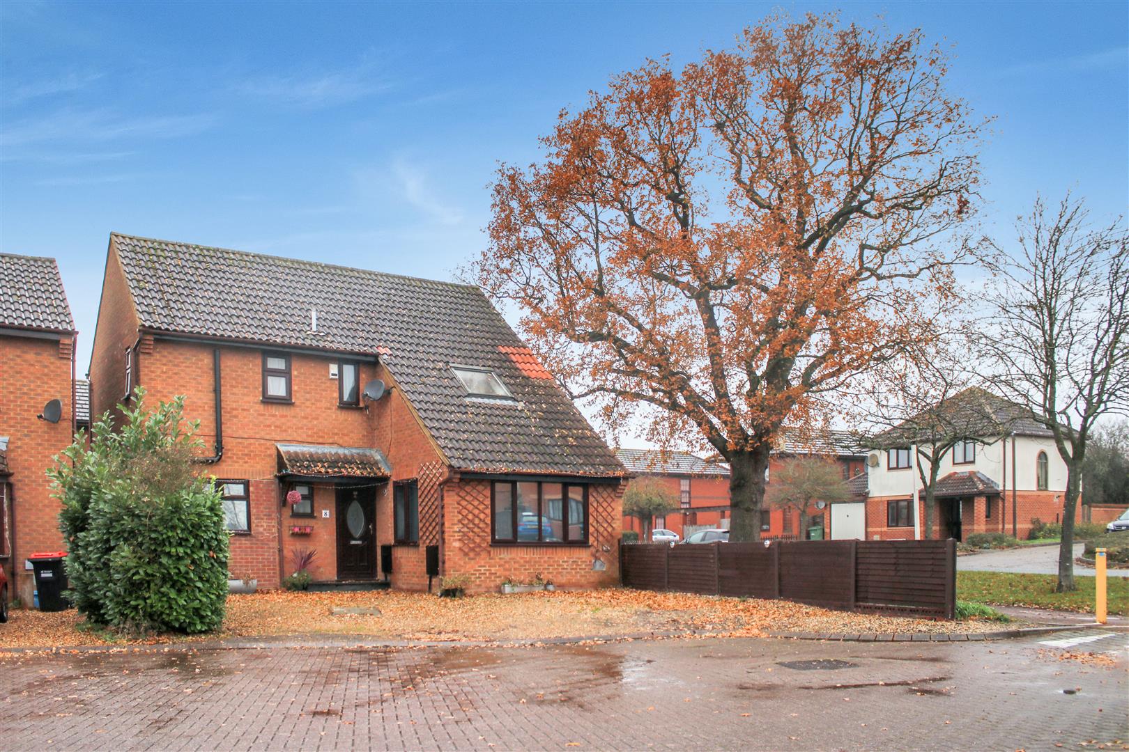 Hockliffe Brae, Walnut Tree, Milton Keynes